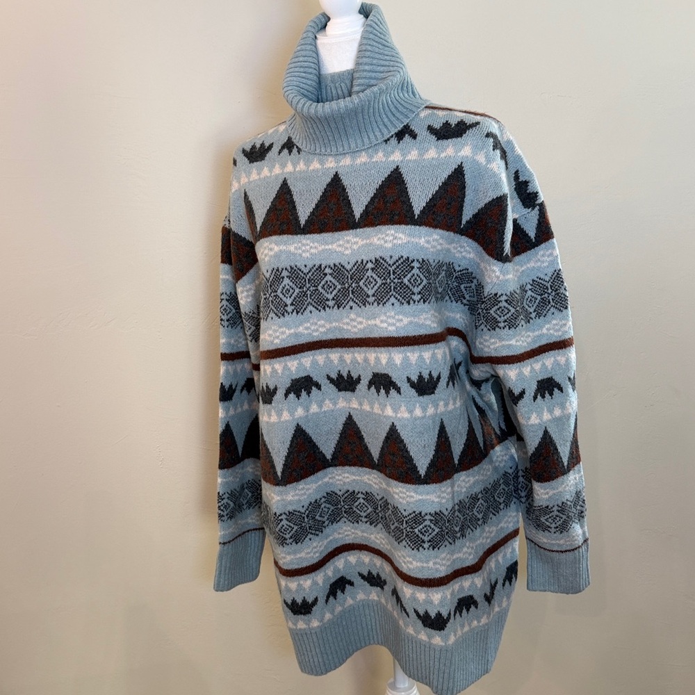 HYFVE Women’s Blue Patterned Cowl Neck Sweater Large